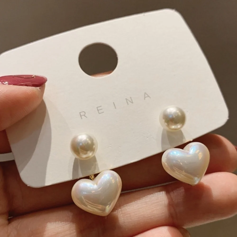 *OSTARA* White Pearl x Heart Fashion Stud Earrings